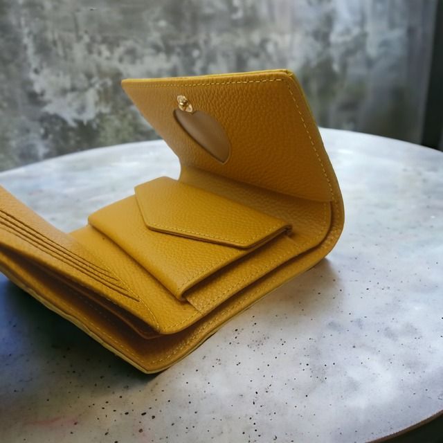 クロコダイル コブ付き 三つ折りトラッカーウォレット