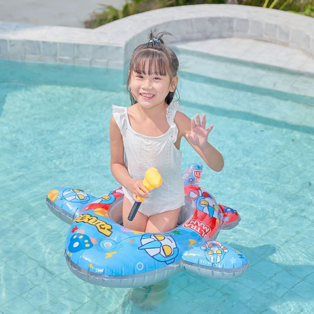 【特価セール】水泳リング 可愛いプリント 強い浮力 水遊び 浮き具 お風呂 水鉄砲付き プール ベビーフロート 海水浴 足入れ キッズ ベビー浮き輪 男の子 子供用 女の子 浮き輪 1歳-5歳の子供用 de'niko