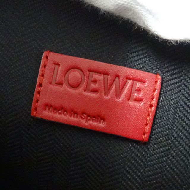 ロエベ LOEWE バッグ レディース ブランド アナグラム クラッチバッグ セカンドバッグ レザー ボルドー レッド おしゃれ コンパクト シンプル  大人 上品 おでかけ 赤系 【中古】 - メルカリ