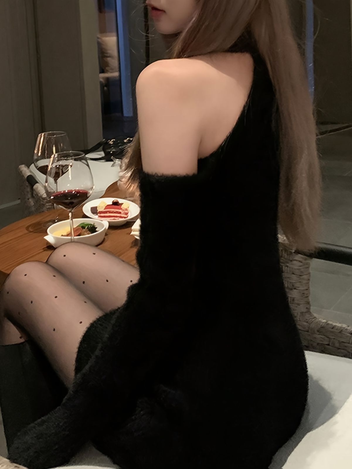 オフショルダー