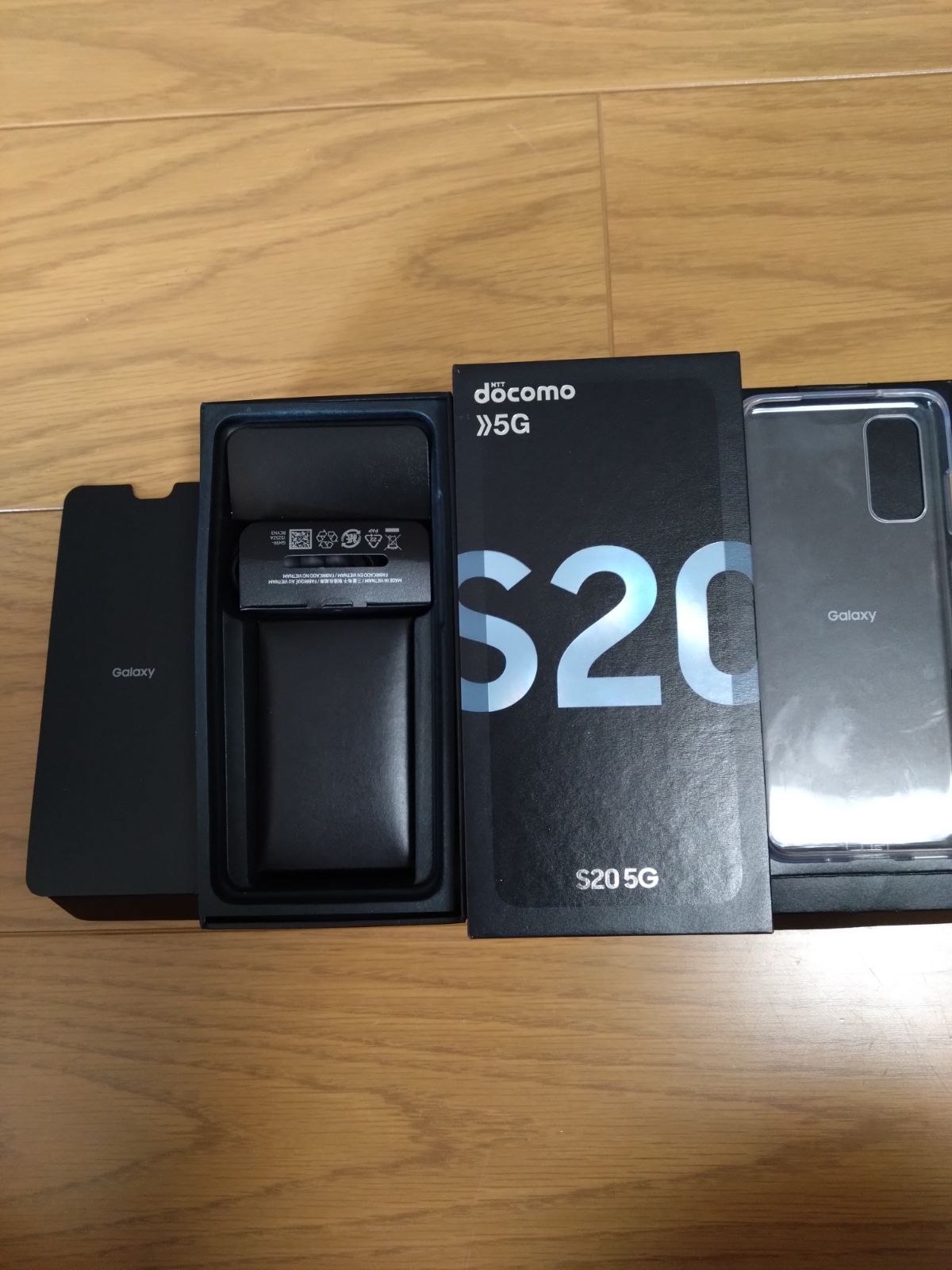 Galaxy S20 5G SC-51A クラウドブルー イヤフォン・ケース・箱付き 