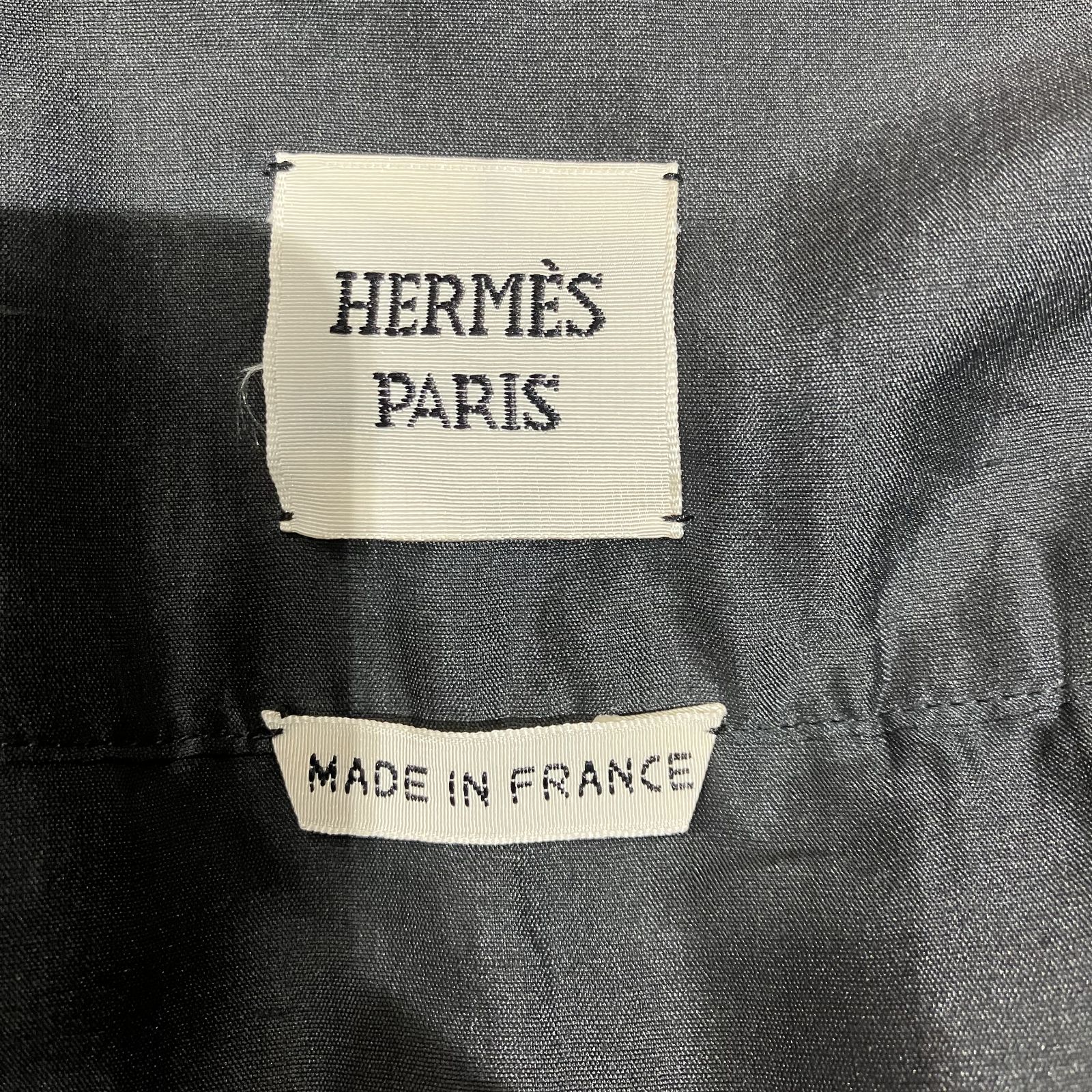 プリーツスカート