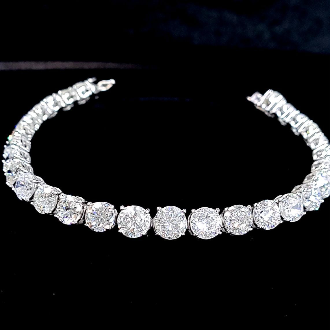 すべて1ct up 唯一無二！30ct ダイヤモンド テニスブレスレット 鑑別  