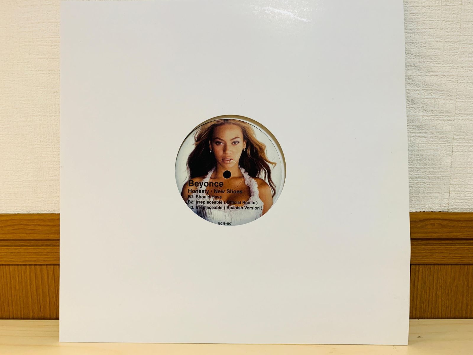 LP Beyonce / Honesty New Shoes / ビヨンセ ECN-497 L29 - メルカリ