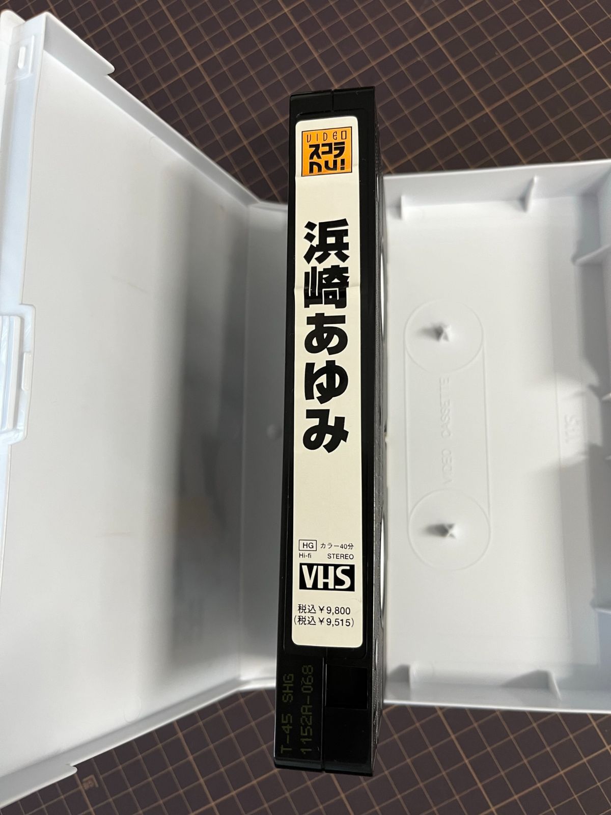 VHSビデオテープ 浜崎あゆみ Ayumi Hamasaki スコラ NU！ 歌手デビュー前の貴重なグラビア映像 再生確認済み 中古ＶＨＳ 【D03  - メルカリ