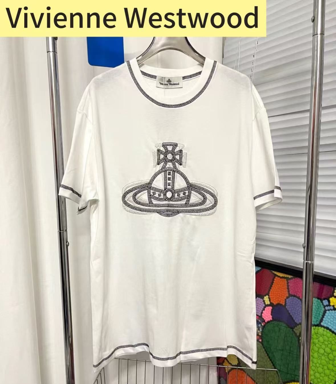 Vivienne Westwood 大ロゴ重影サターン半袖です
