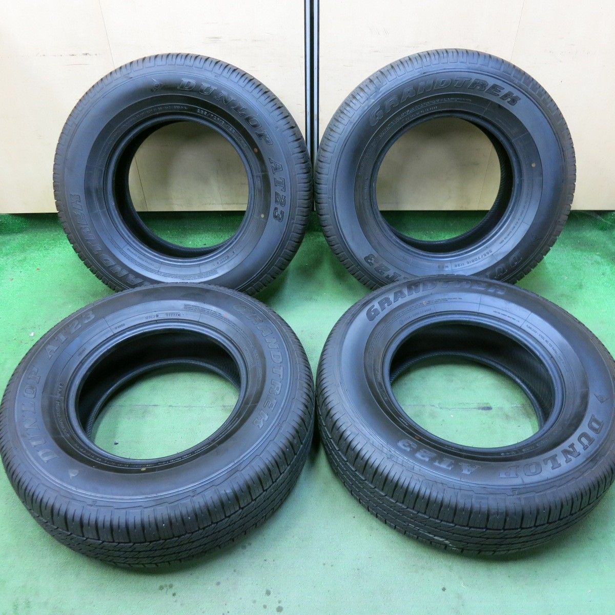 新車外し!24年☆265/70R16 ダンロップ AT23 グラントレック 新車外し!24年☆265/70R16 ダンロップ AT23 グラントレック
