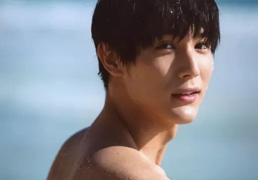 中古】生写真(男性) 中川大志/横型・顔アップ・裸・振り向き・体右向き