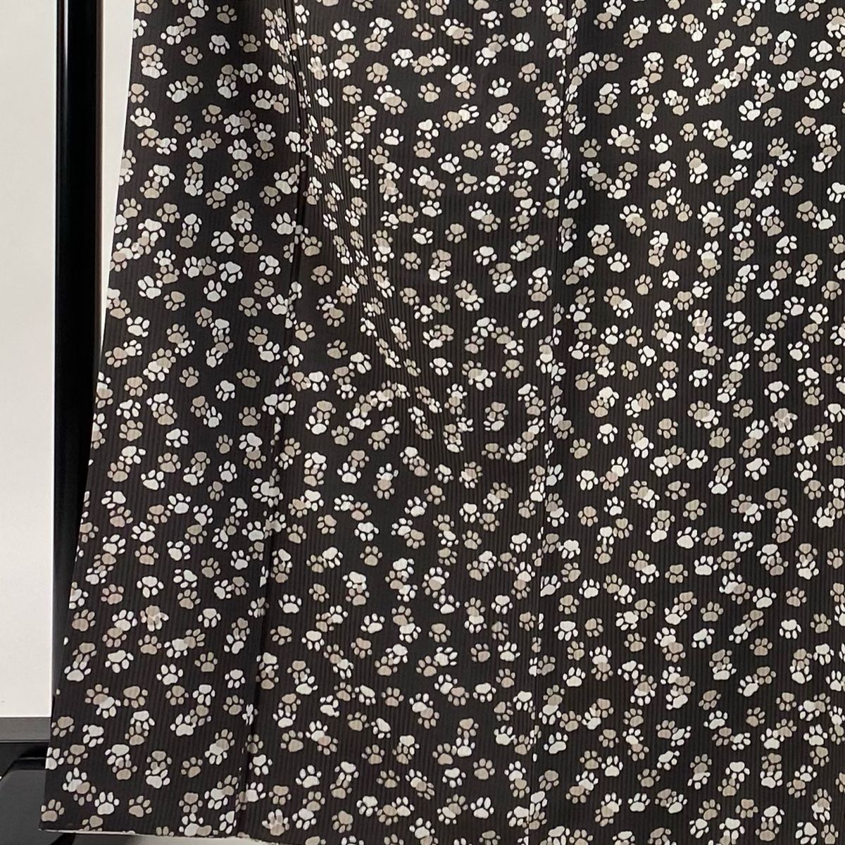 小紋 身丈166.5cm 裄丈67cm M 袷 足跡 地紋 灰茶 正絹