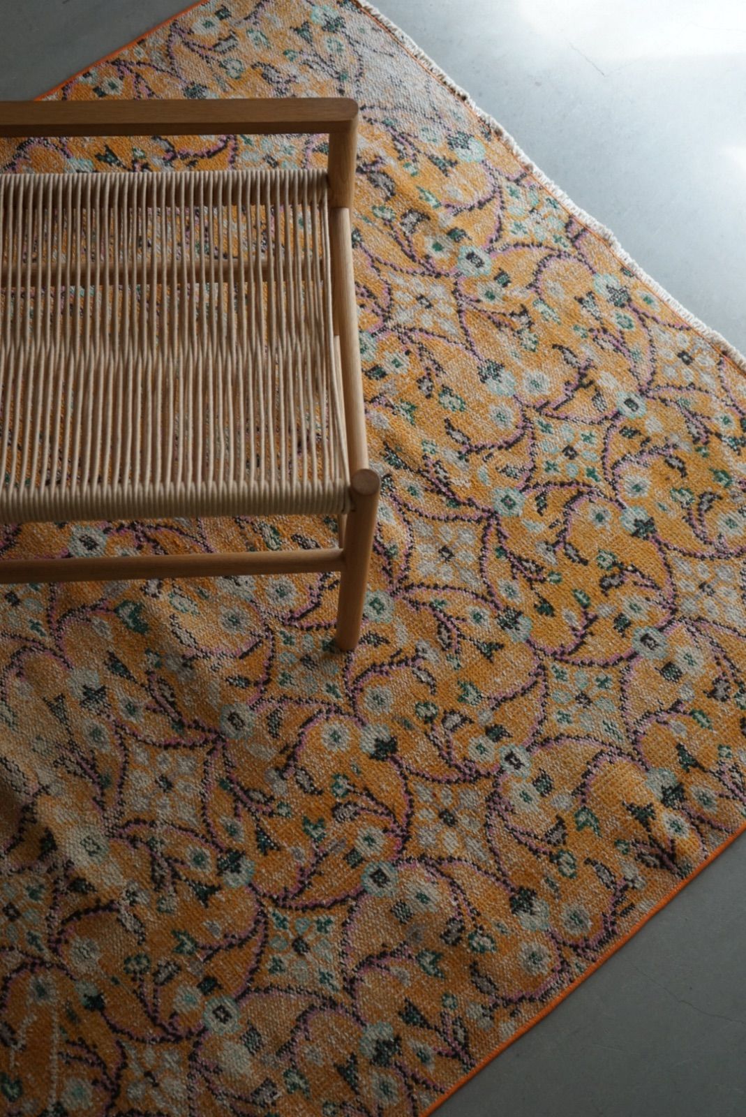 150×218 カイセリヴィンテージラグ 花柄黄色系 150×218 カイセリ