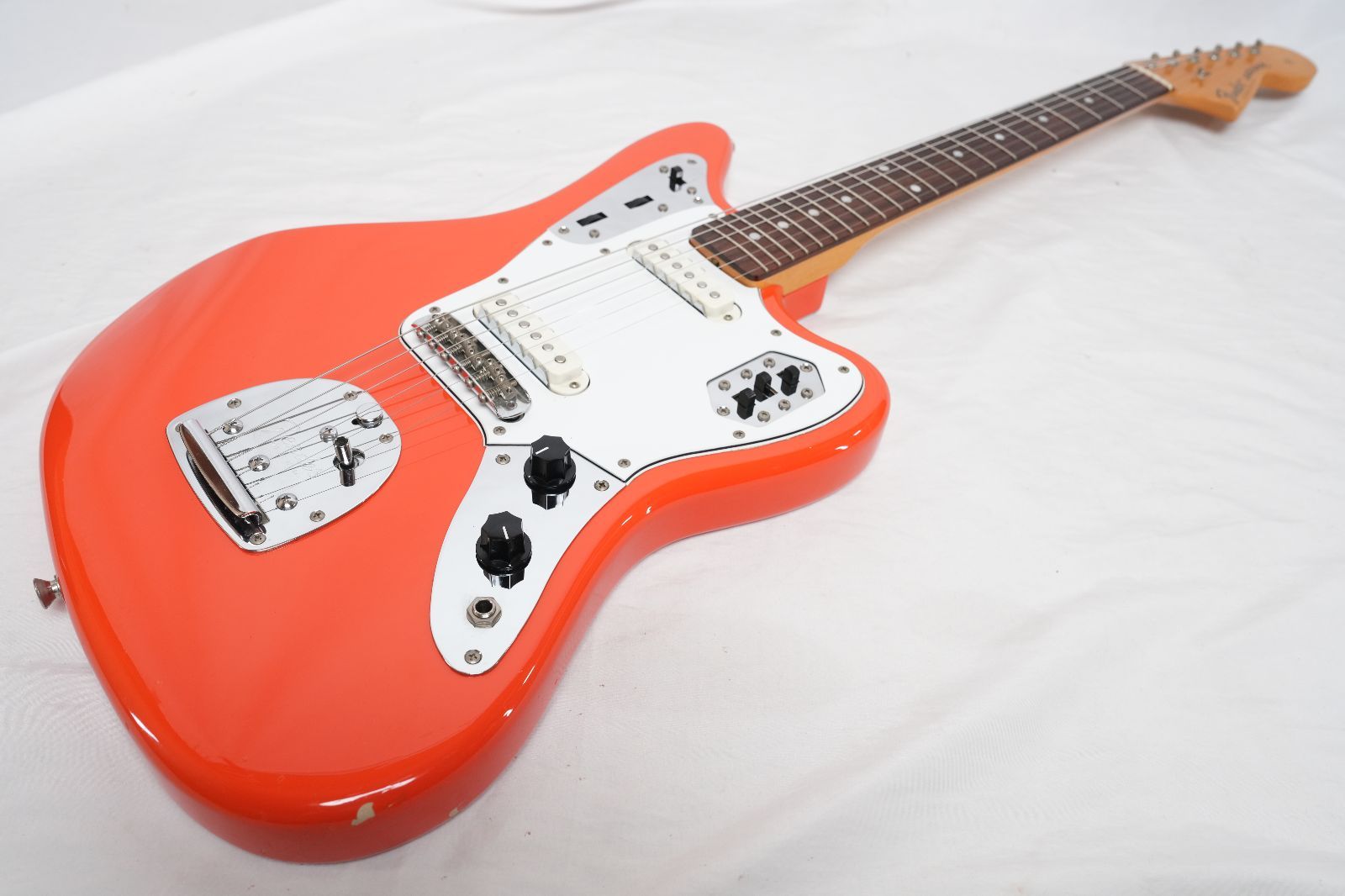 【最終値下げです】美品　Fender Jaguar レッド Fender USA VINTAGE Jaguar '66 Dot w/Binding Matching Head