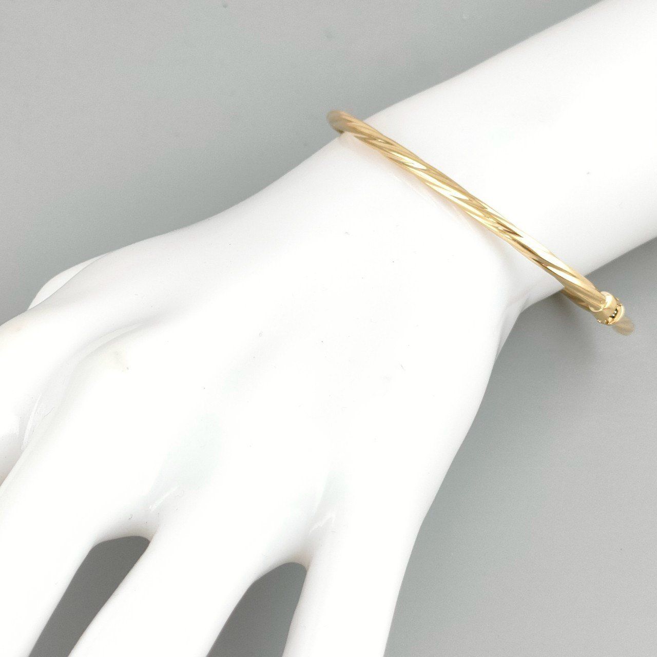 ウノアエレ K18 バングル ブレスレット ウノアエレバングルブレスレットk18