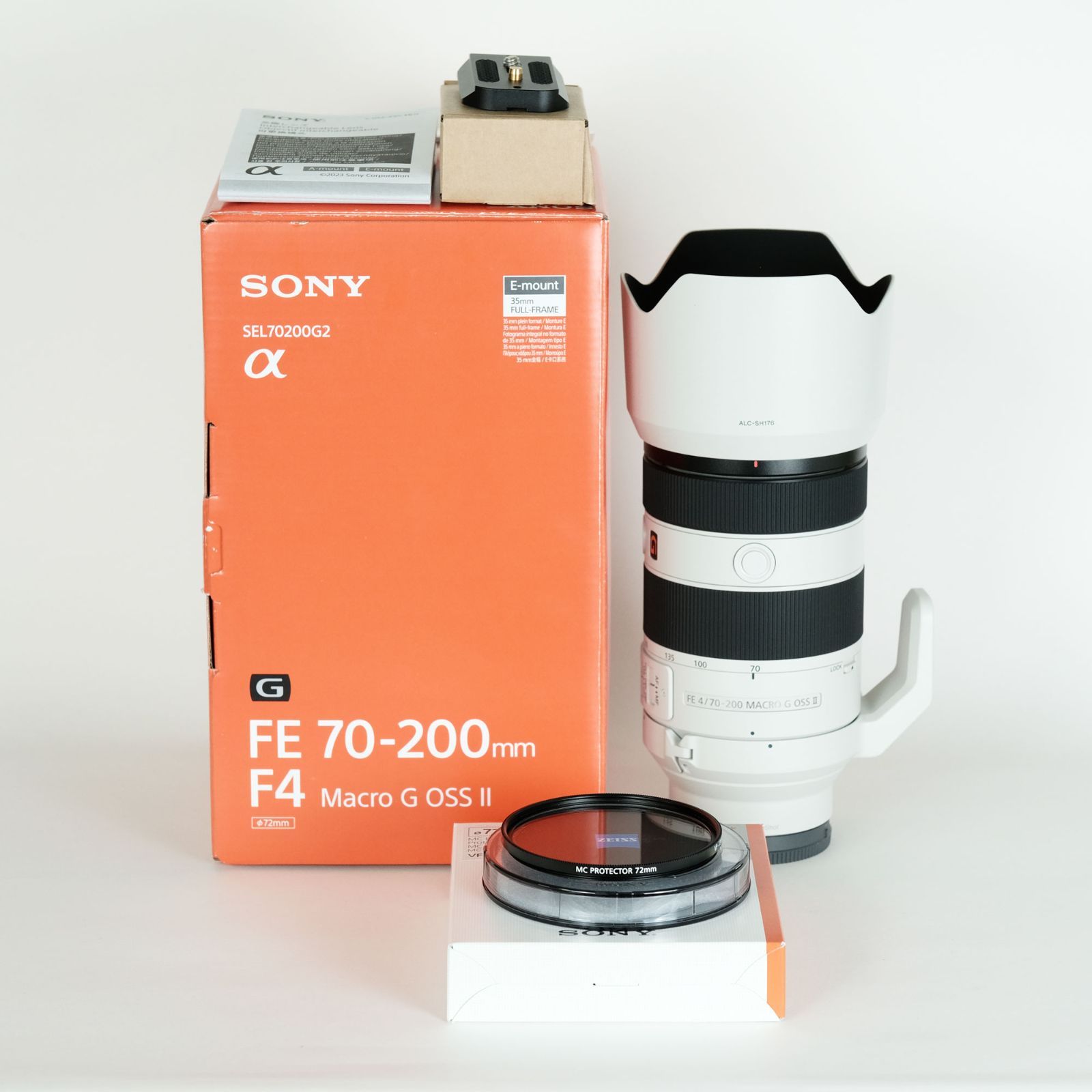 ほぼ未使用　純正フィルター付き SONY SEL70200G2 極美品｜純正フィルター・レンズプレート付] SONY FE70-200mm F4 Macro