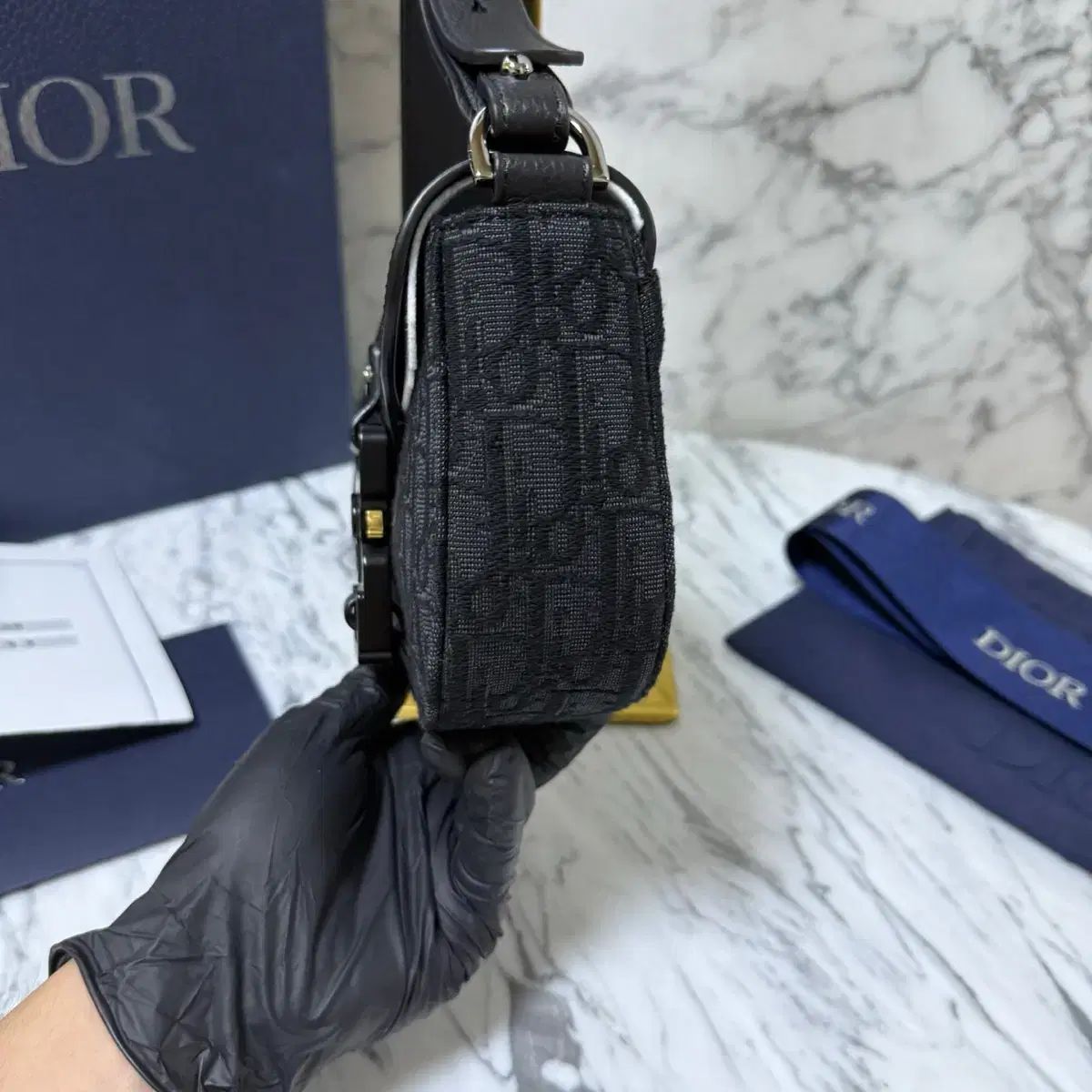 美品【ディオール】ベイビーオブリーク ミニクロスバッグ 美品【ディオール】ベイビーオブリーク ミニクロスバッグ (Dior