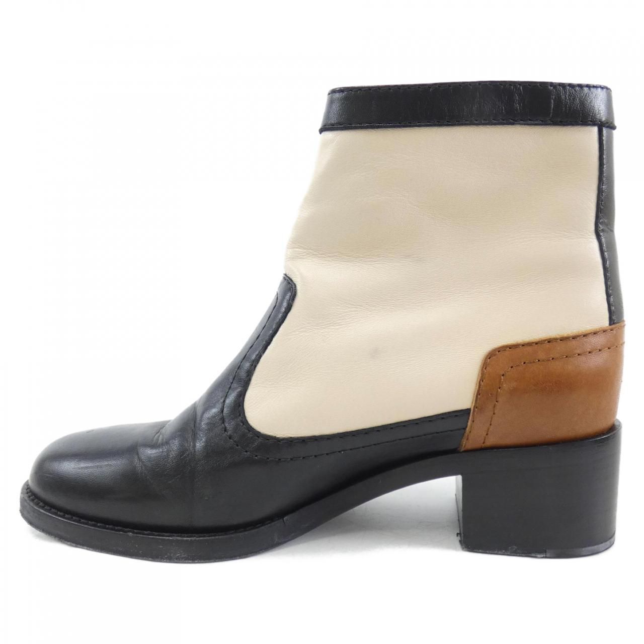 シャネル CHANEL ブーツ - メルカリ 