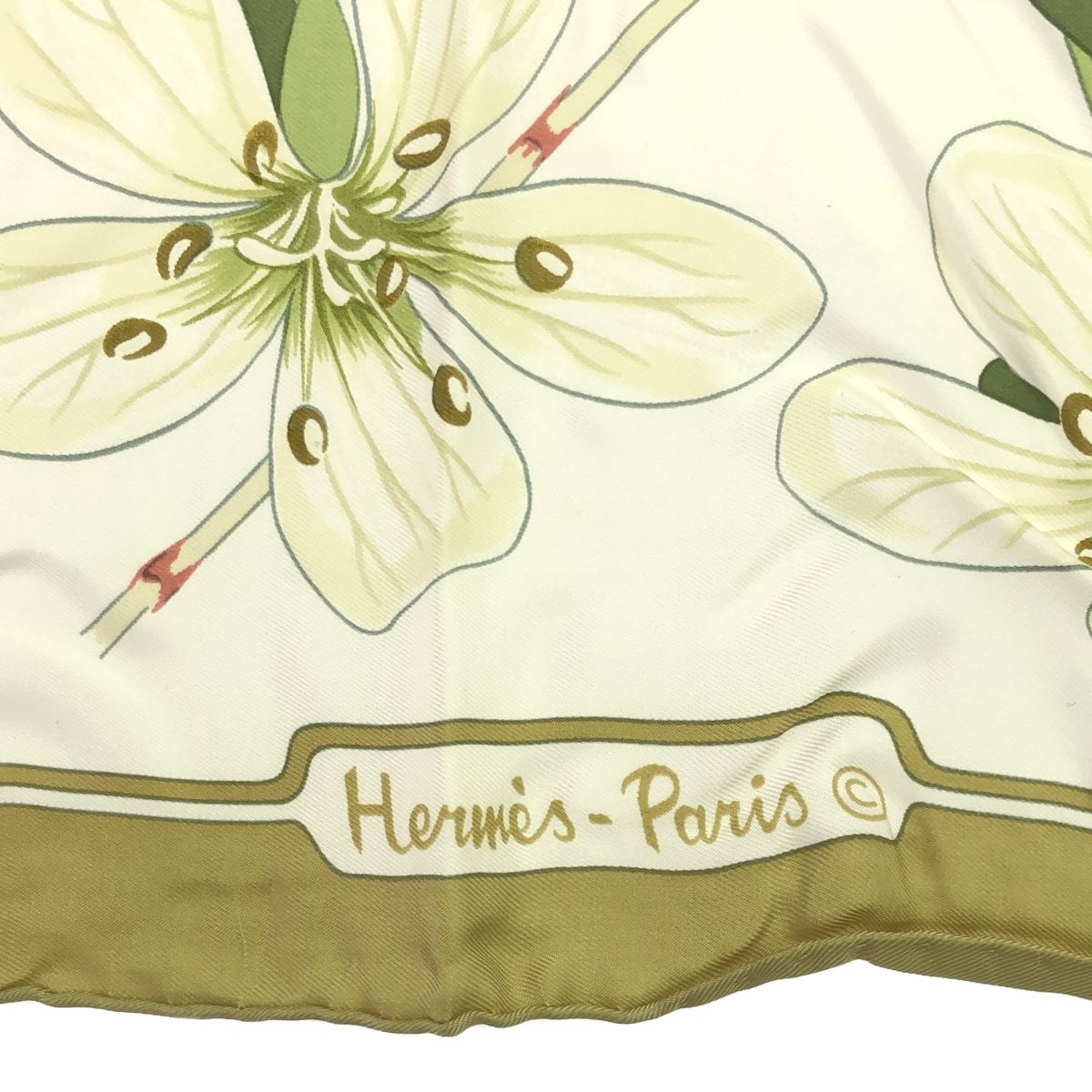 エルメス　カレ90 Flora Graeca ギリシャの花 HERMES エルメス カレ90 Flora Graeca ギリシャの花 シルク100