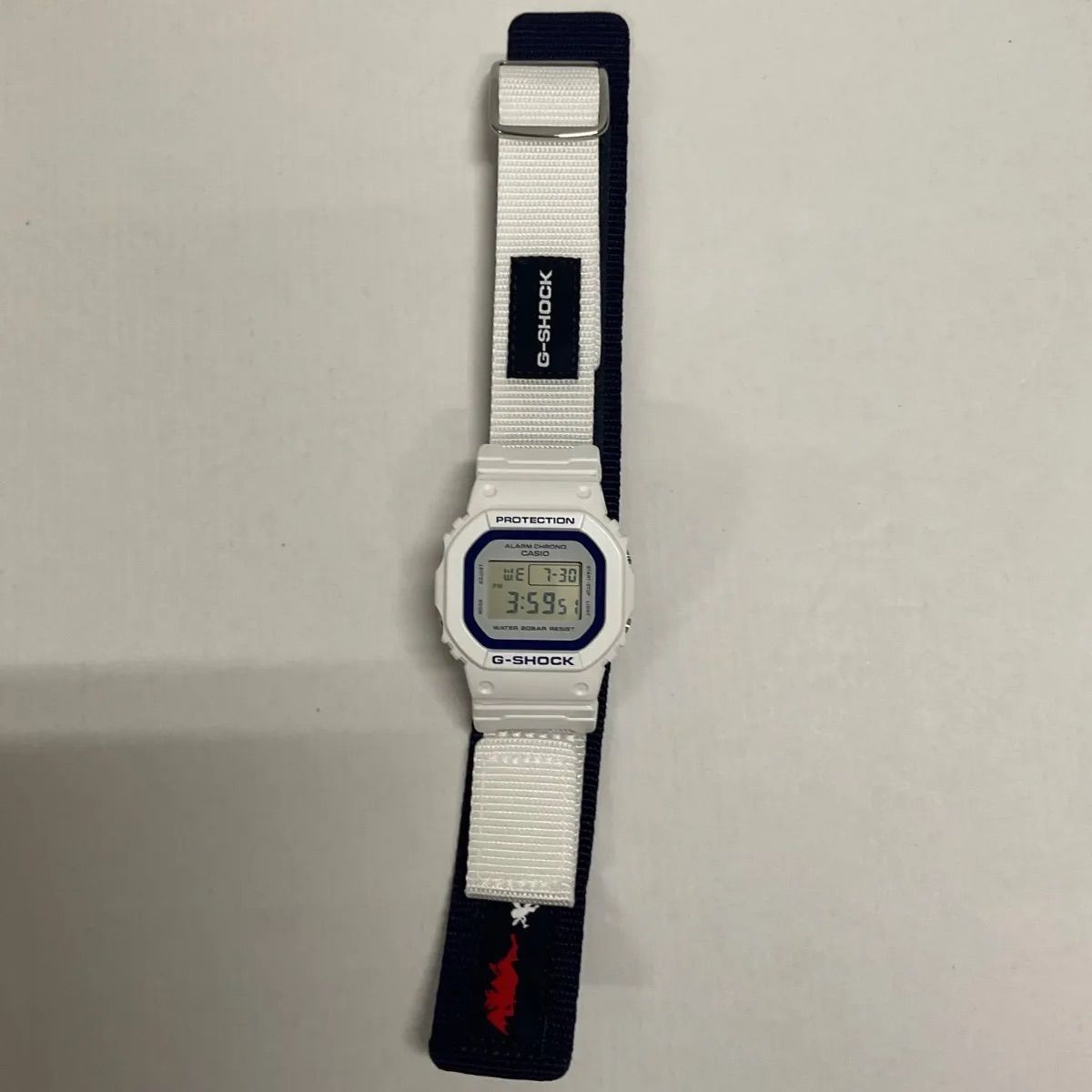 79.【未使用品】G-SHOCK ラバーズコレクション 40周年モデル LOV-23A 