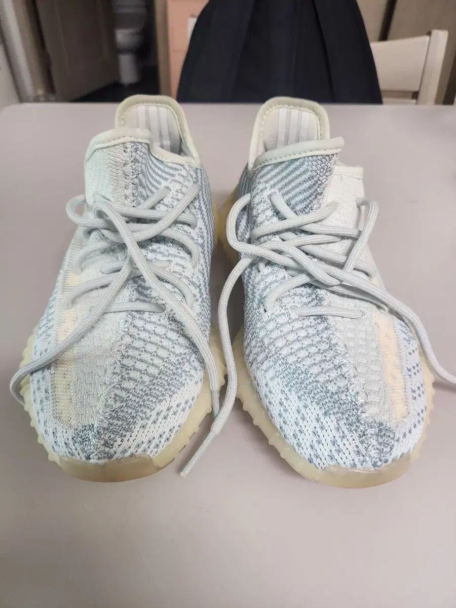 adidas アディダス サイズ 220