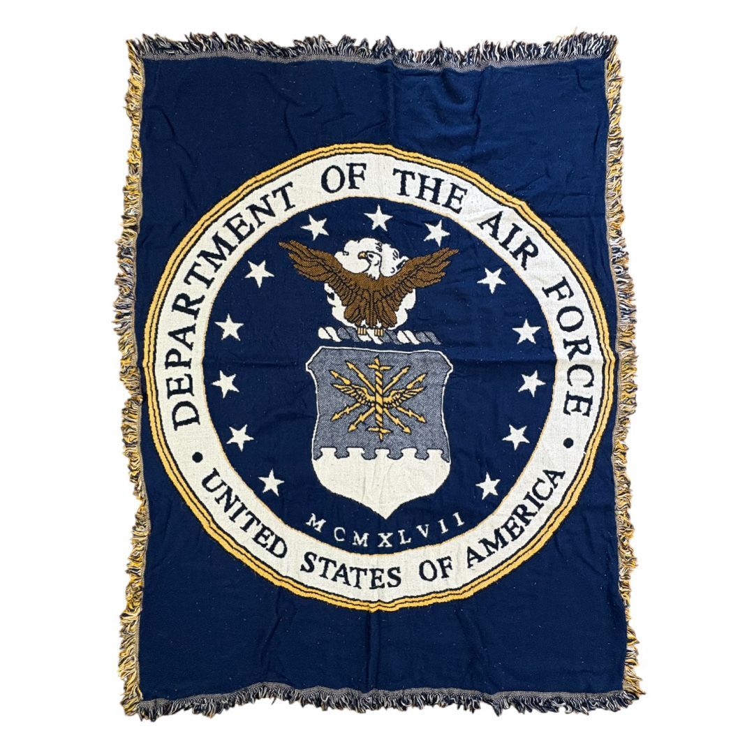 vintageラグ カーペット USAF 米空軍 エンブレム 1605 vintageラグ カーペット USAF 米空軍 エンブレム 1605 - メルカリ