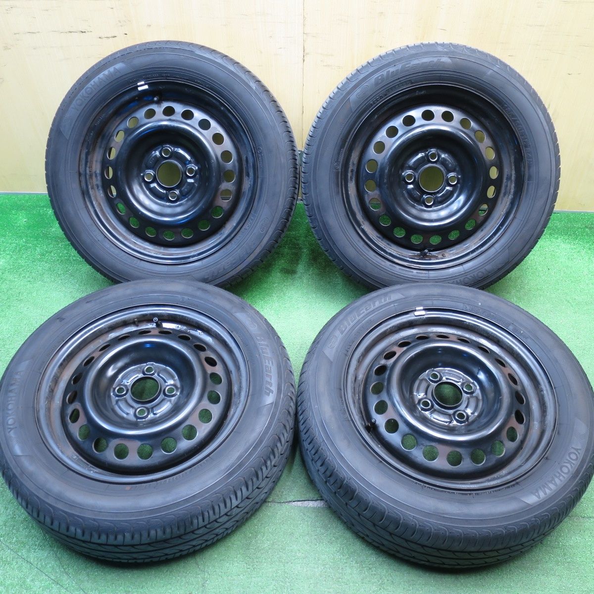 送料無料] 4本価格！23年☆185/60R15 ヨコハマ ブルーアース AE01F 