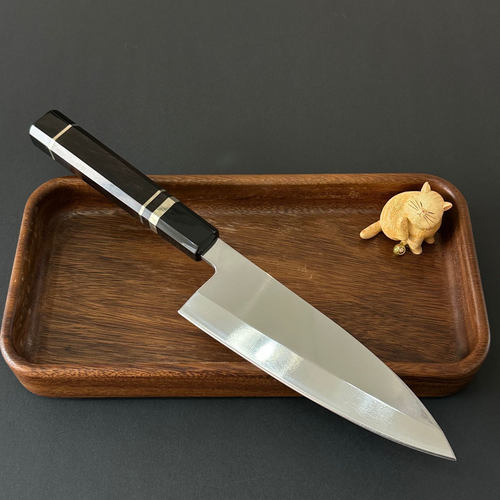 超高級鏡面仕上げ VG10号本焼出刃包丁 6寸 180mm 黒檀柄八角柄 鏡面仕上げ VG10号本焼出刃包丁180mm 黒檀柄八角柄 - メルカリ