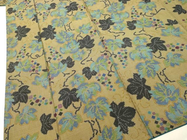 平和屋着物○本場大島紬 7マルキ 葡萄蔦の葉文 正絹 逸品 DAAR4345tw  