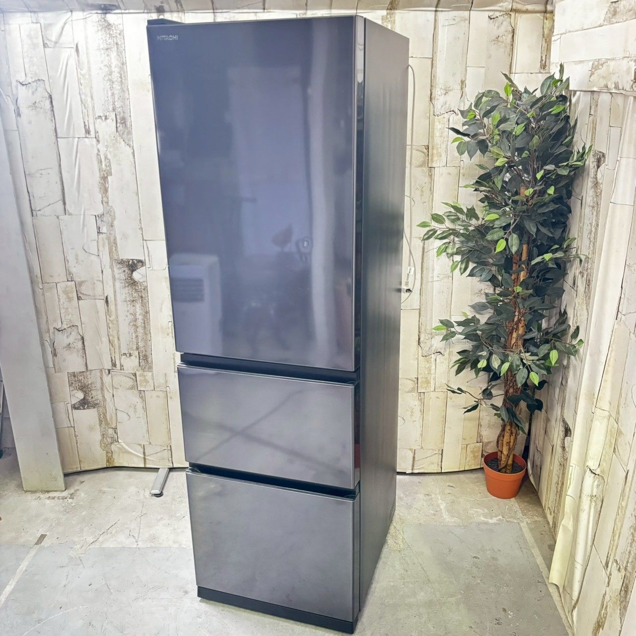 日立 3ドア冷蔵庫 315L R-V32RV-N 右開き 2022年製 日立 冷蔵庫 R-