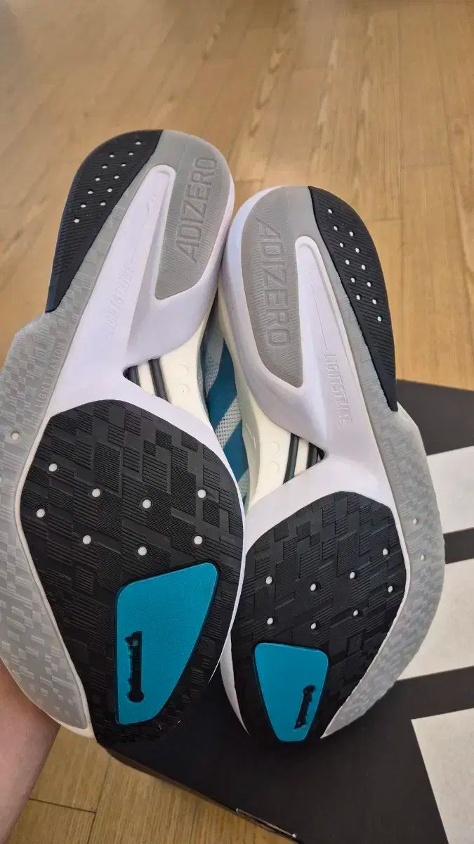 adidas アディダス アディゼロ ボストン 13 265 お好みの新製品 WWW_OLIVIERBERNSTEIN_COM