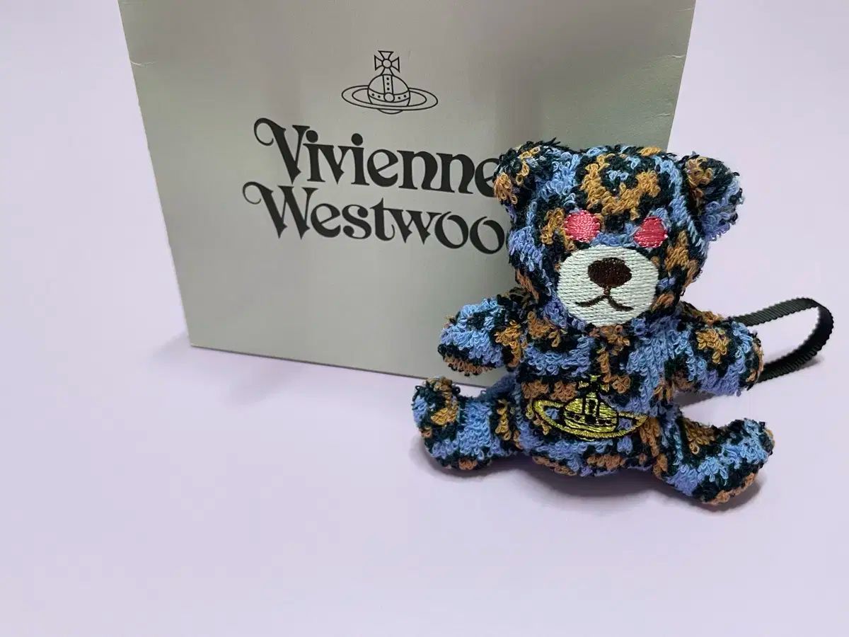 Vivienne Westwood ヴィヴィアンウエストウッド くま バッグチャーム
