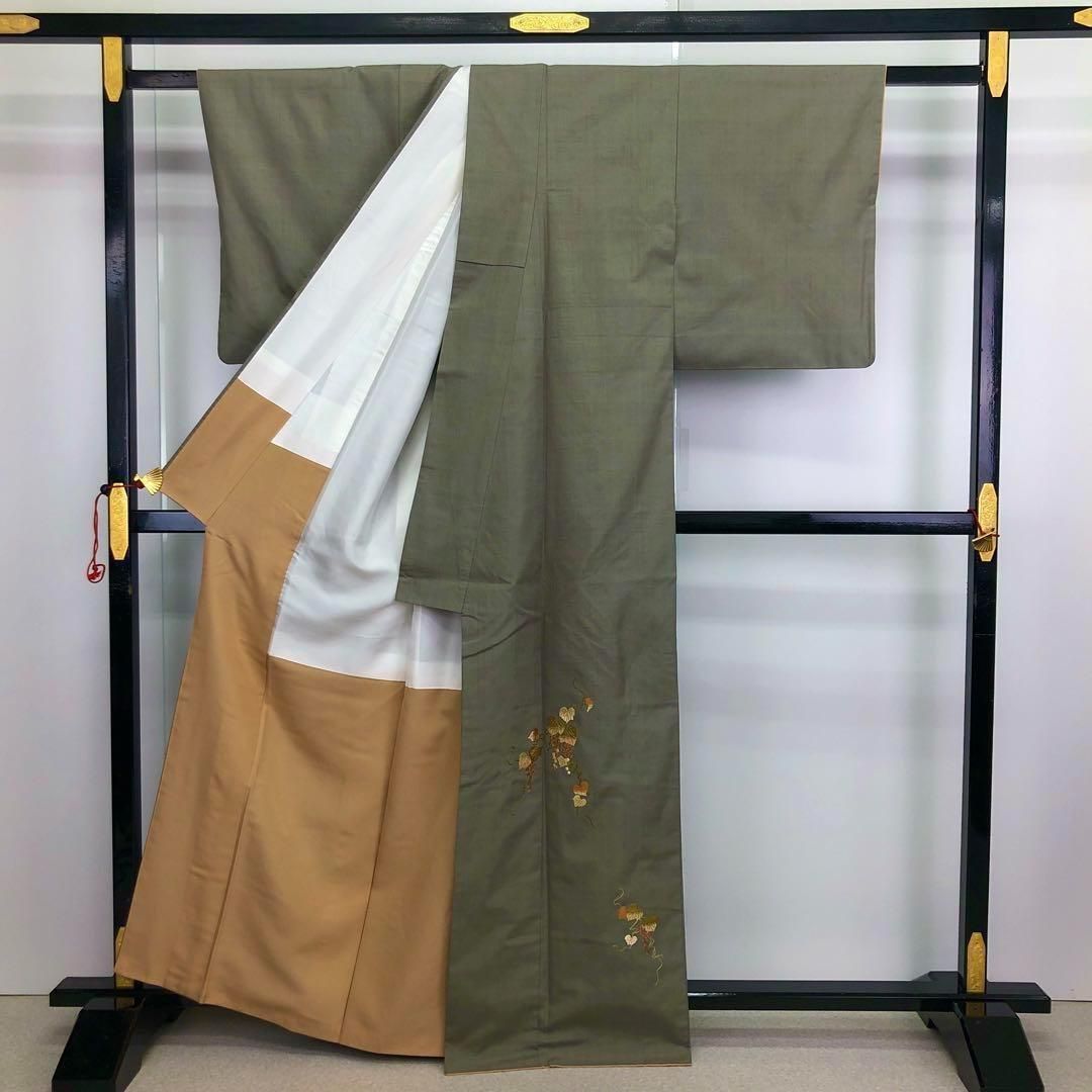 ☆ 付下げ 扇子に花模様 流水 菊 椿 金彩 つるば鼠色 しつけ糸 K