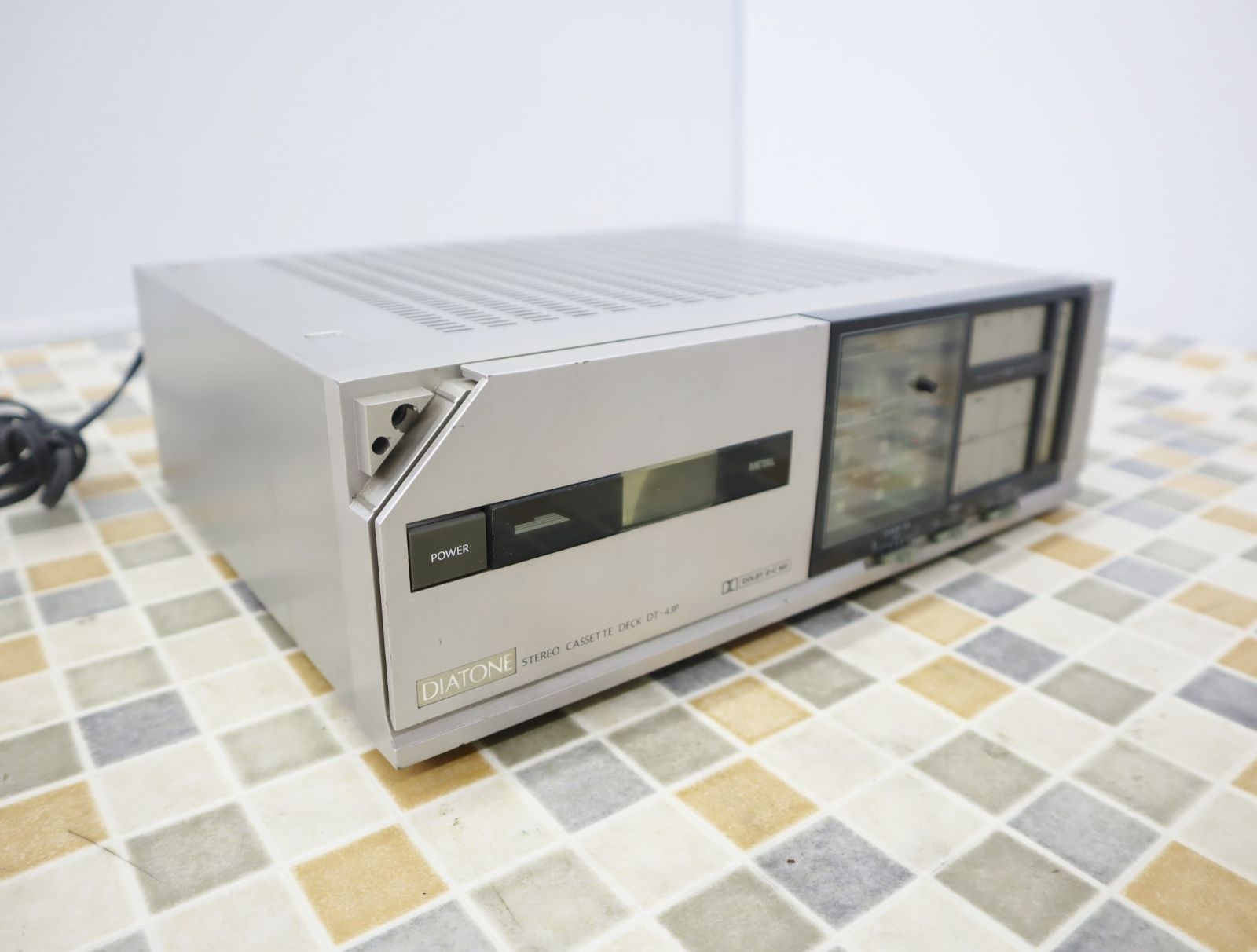 DIATONE ☆ DIATONE ステレオ・カセット・デッキ【 DT-4205 