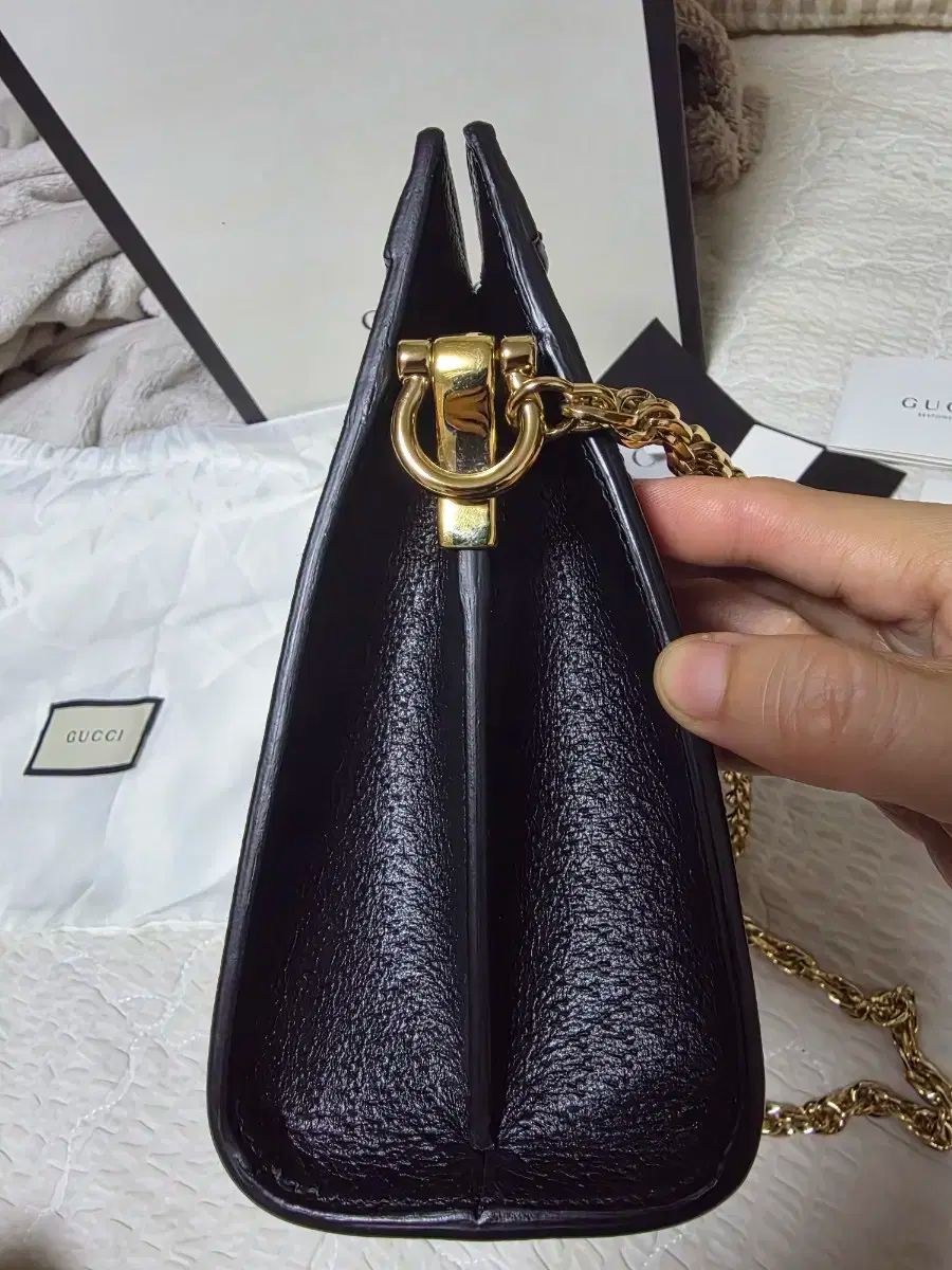 GUCCI グッチ オフィディア チェーンバッグ ブラック