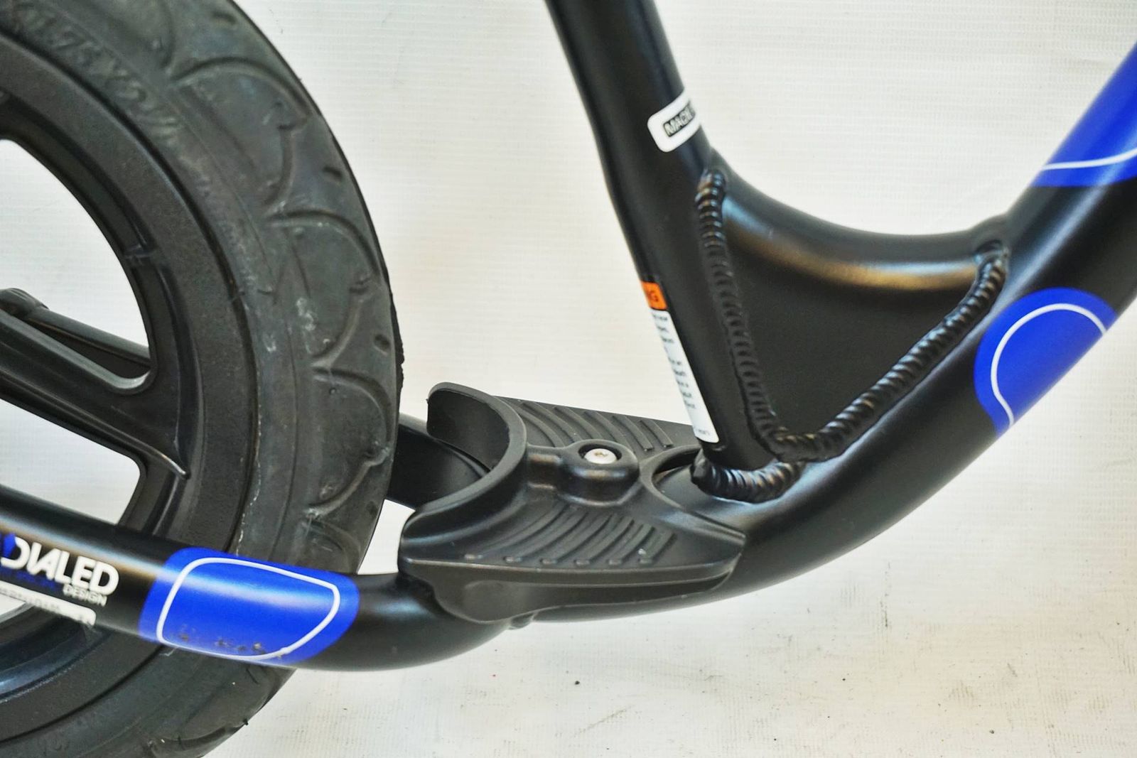 12インチ キックバイク