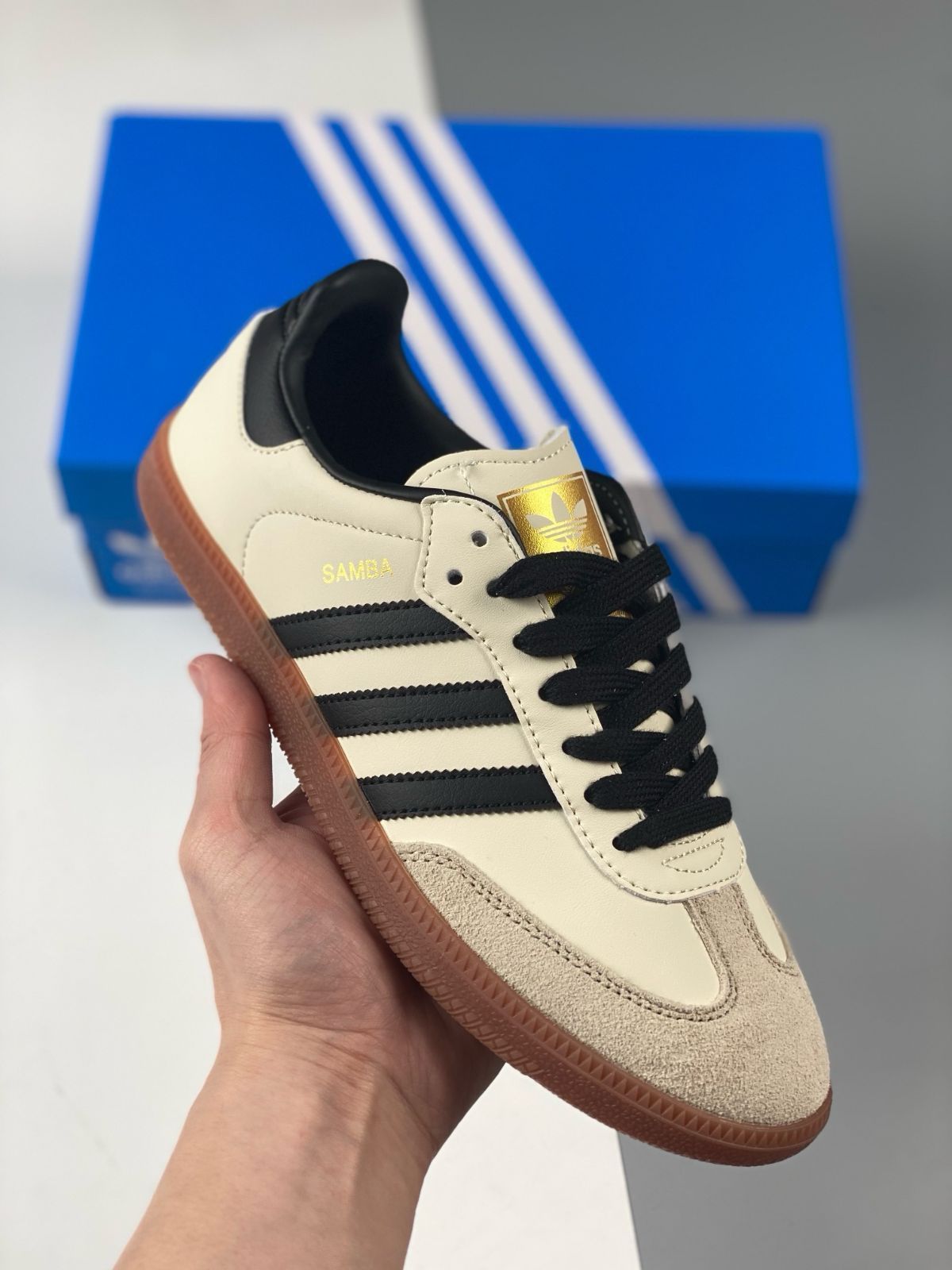 adidas SAMBA OG W ベージュ