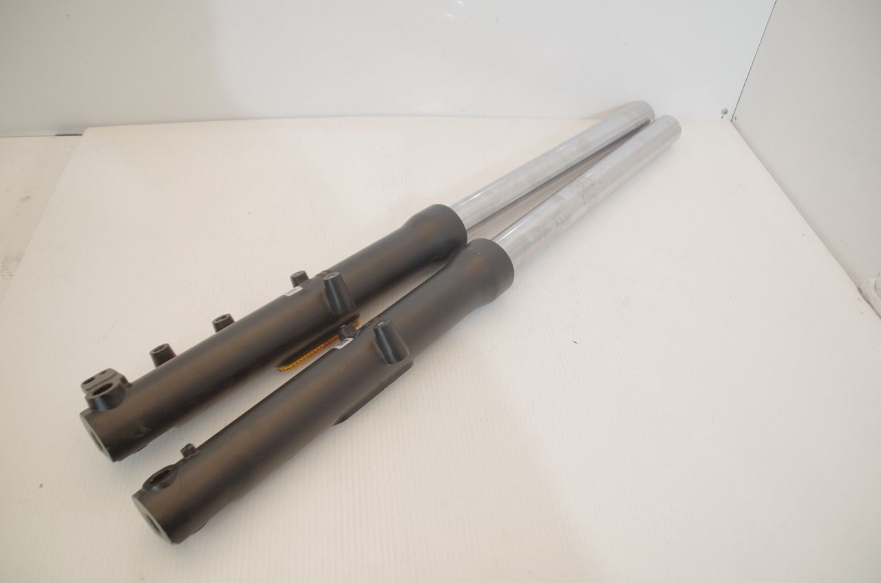 ベネリ インペリアーレ400 純正 フロントフォーク左右 右側ガリキズ大 CAQ05 15 BRIGHTFACE_UK