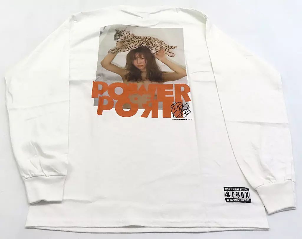 (nov 2023)桜空もも　Tシャツ PHOTO TEE (L) アパレルグッズプロジェクト「fempass BeV」 桜空ももがモデルの