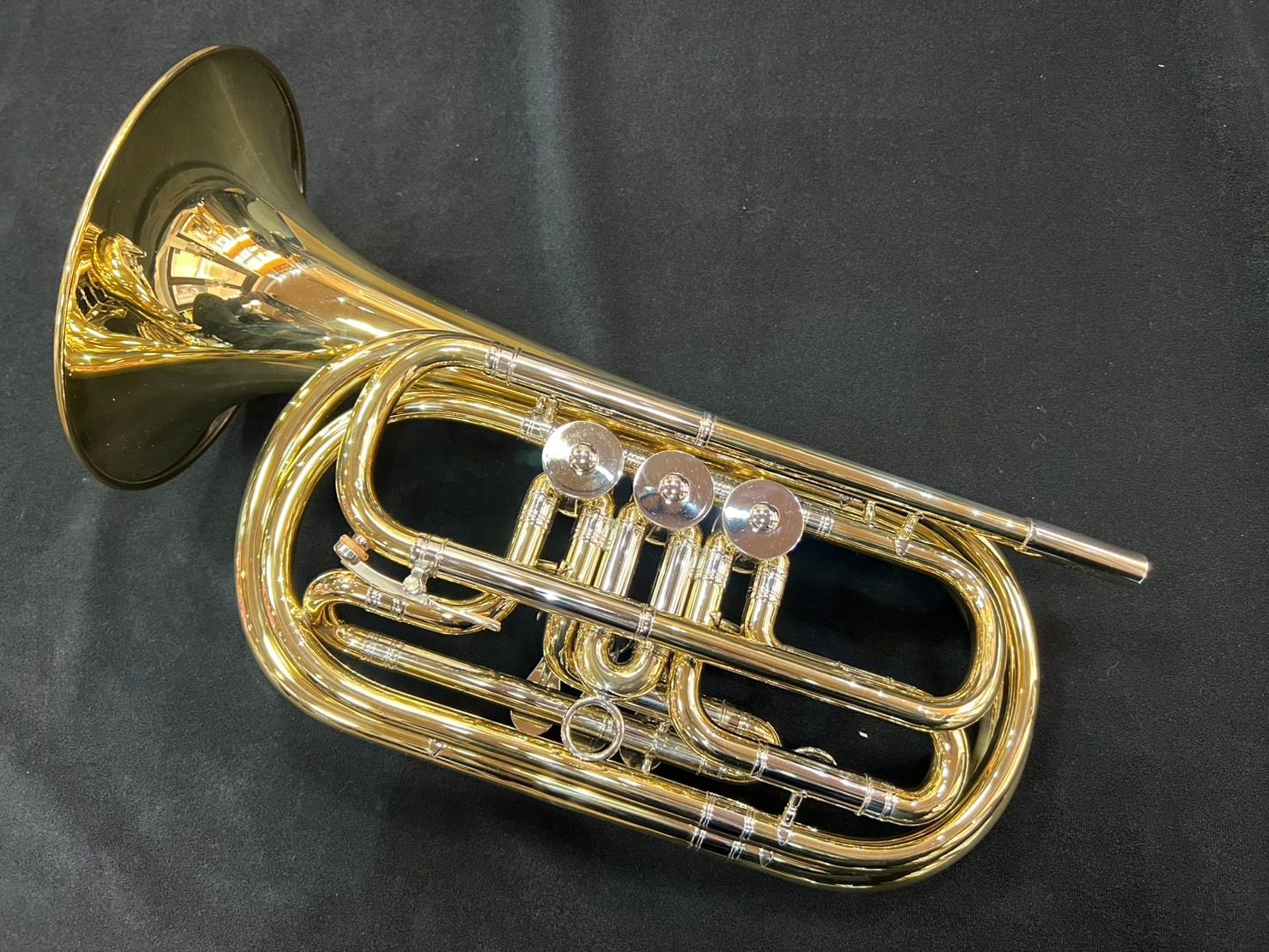 YAMAHA YTR-4325Gトランペット 純正ケース・マウスピース付き YAMAHA YTR-4325Gトランペット 純正ケース・マウスピース2本付き