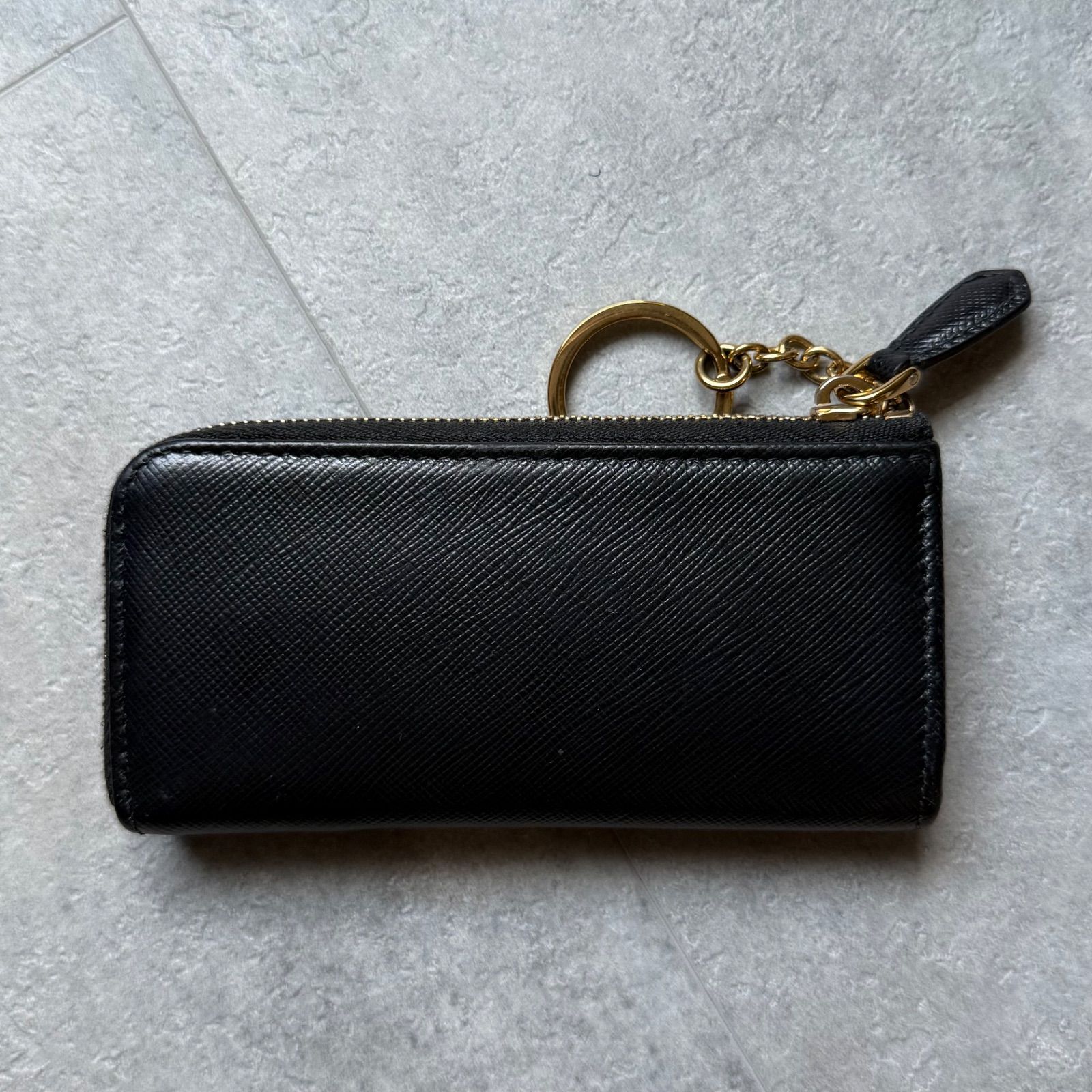 【美品】プラダ ケース キーリング サフィアーノレザー 1PP026 黒 PRADA プラダ コインケース キーリング付き サフィアーノレザー