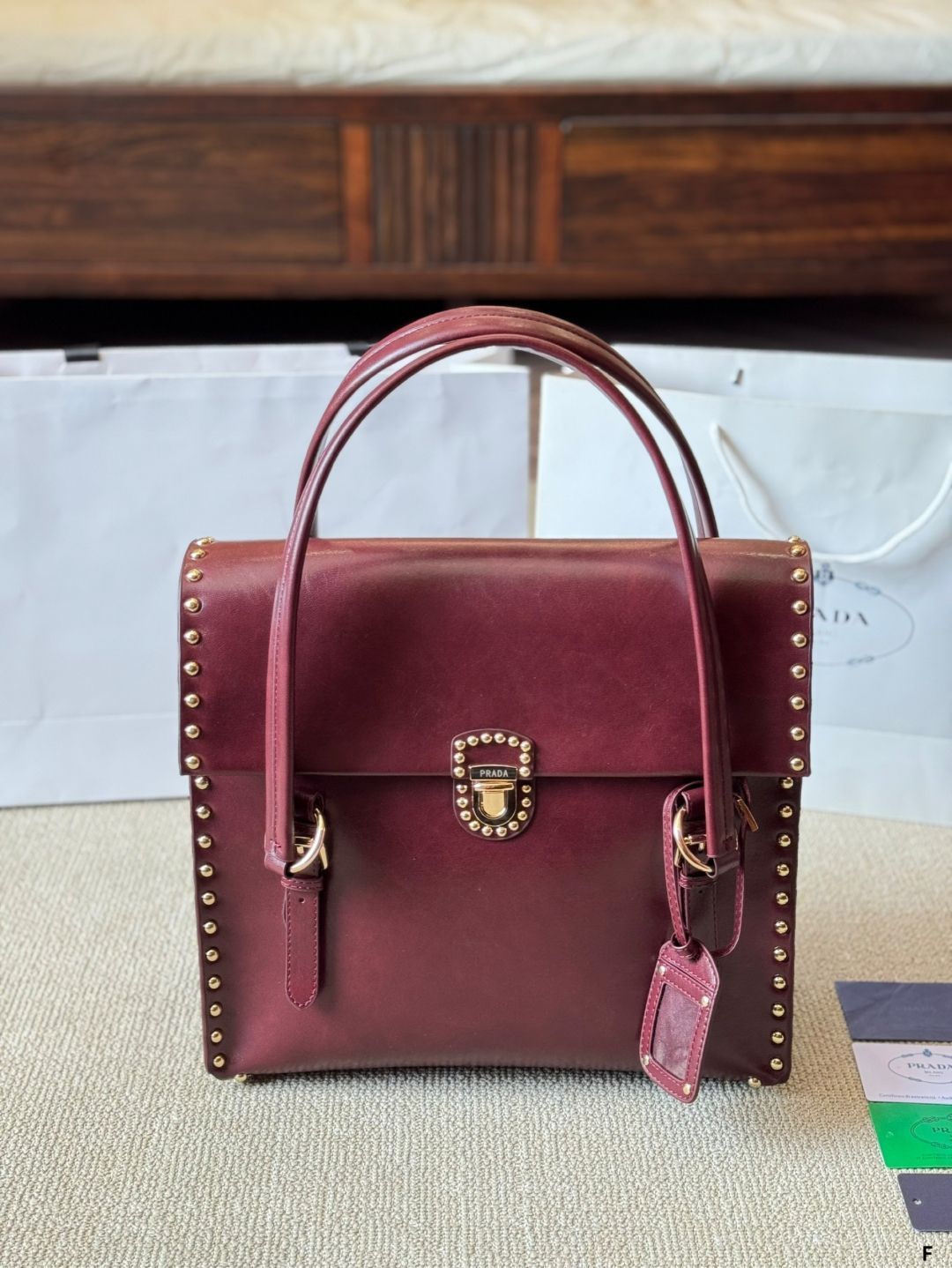 今日特価】PRADA ヴィンテージ シングルショルダーバッグ-WTO