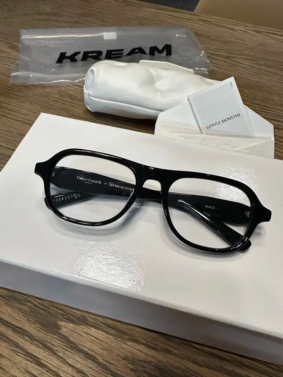 ジェントル モンスター Maison Margiela メゾンマルジェラ mm113 条件 賞