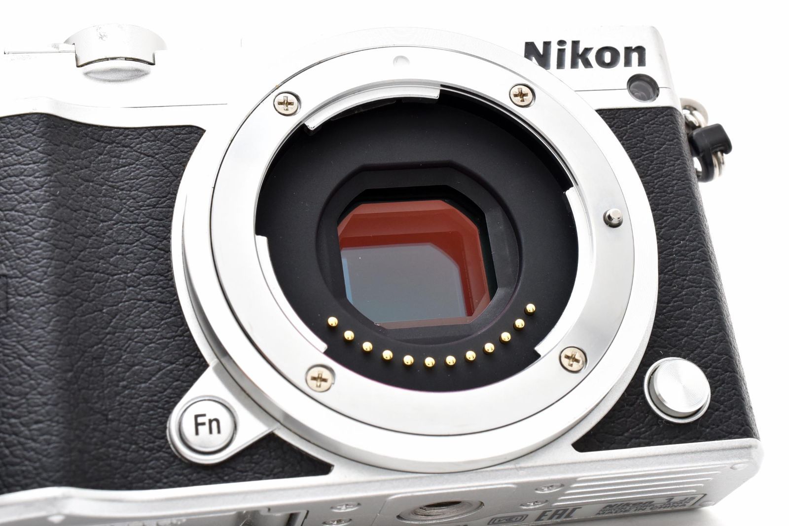 【美品】Nikon/ニコン Nikon 1 J5 標準パワーズームレンズキット(10-300mm F3.5-5.6 VR) ミラーレス一眼カメラ