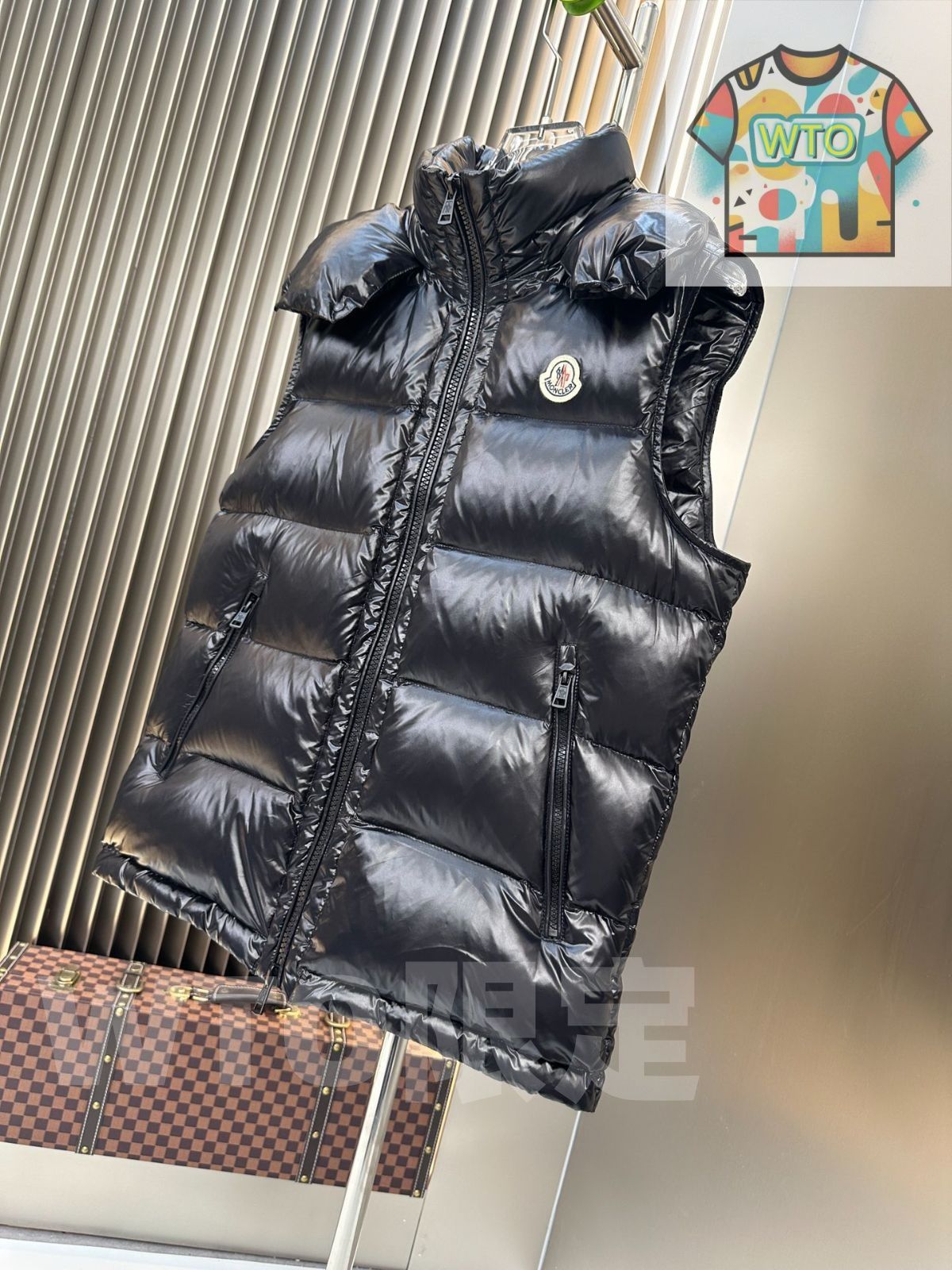 並行輸入品　MONCLERダウンベスト MONCLER 【並行輸入】モンクレール メンズ ダウン ベスト