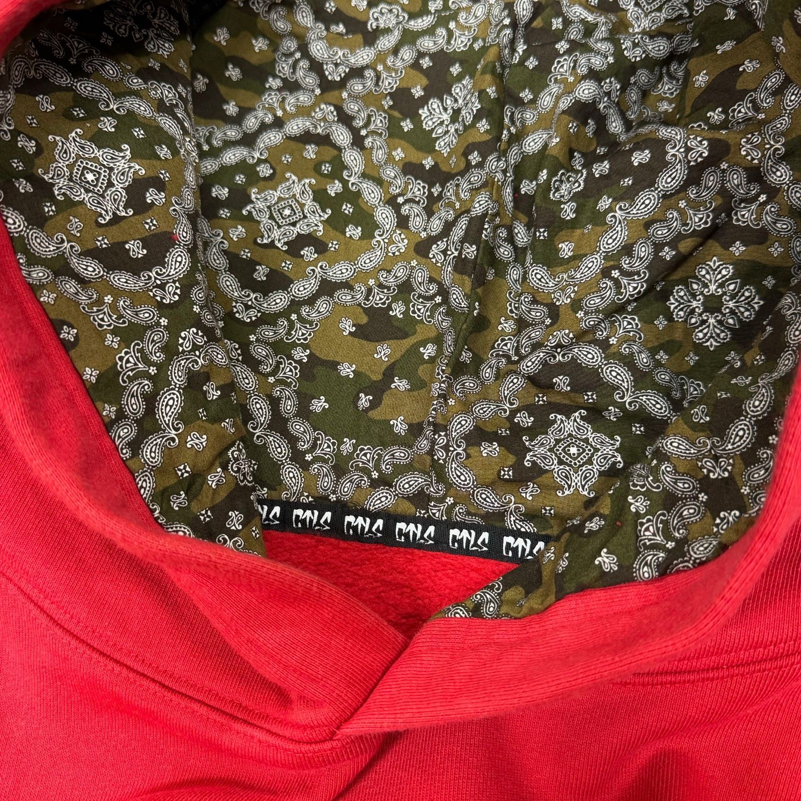 CVTVLIST FLEECE ARCHED LOGO USUAL HOODIE 210110301 刺繡