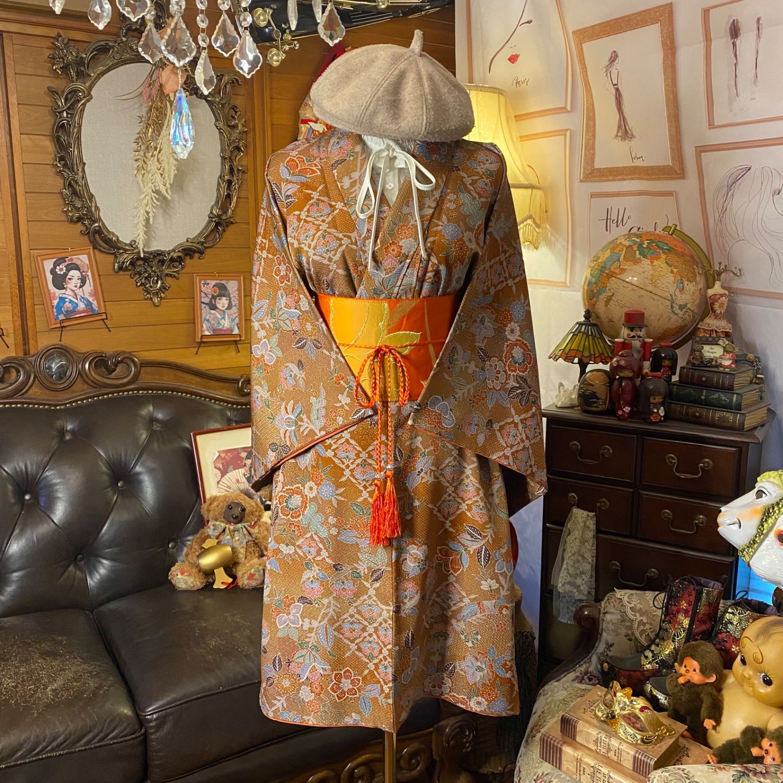 着物リメイクワンピース ミニミディ ドレス 洗える化繊 名古屋帯サッシュベルト 和洋折衷 レトロ 古着 ハンドメイド 柿色の庭で小鳥が遊ぶ KW‑1095