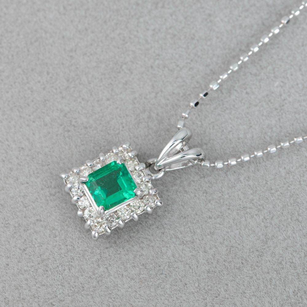 2239◇高級 天然 エメラルド ネックレス 0.30ct ダイヤ ホワイト