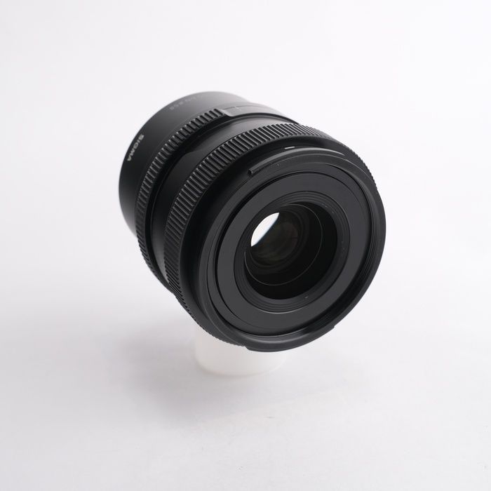 SIGMA 35mm F2 DG DN 交換レンズ USED Lマウント SIGMA 35mm F2 DG DN |