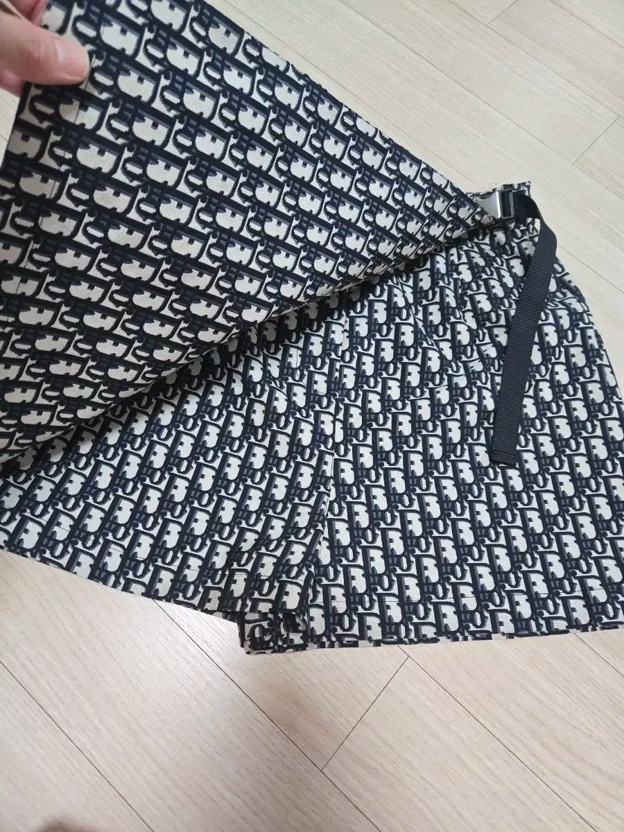斜め スカンツ