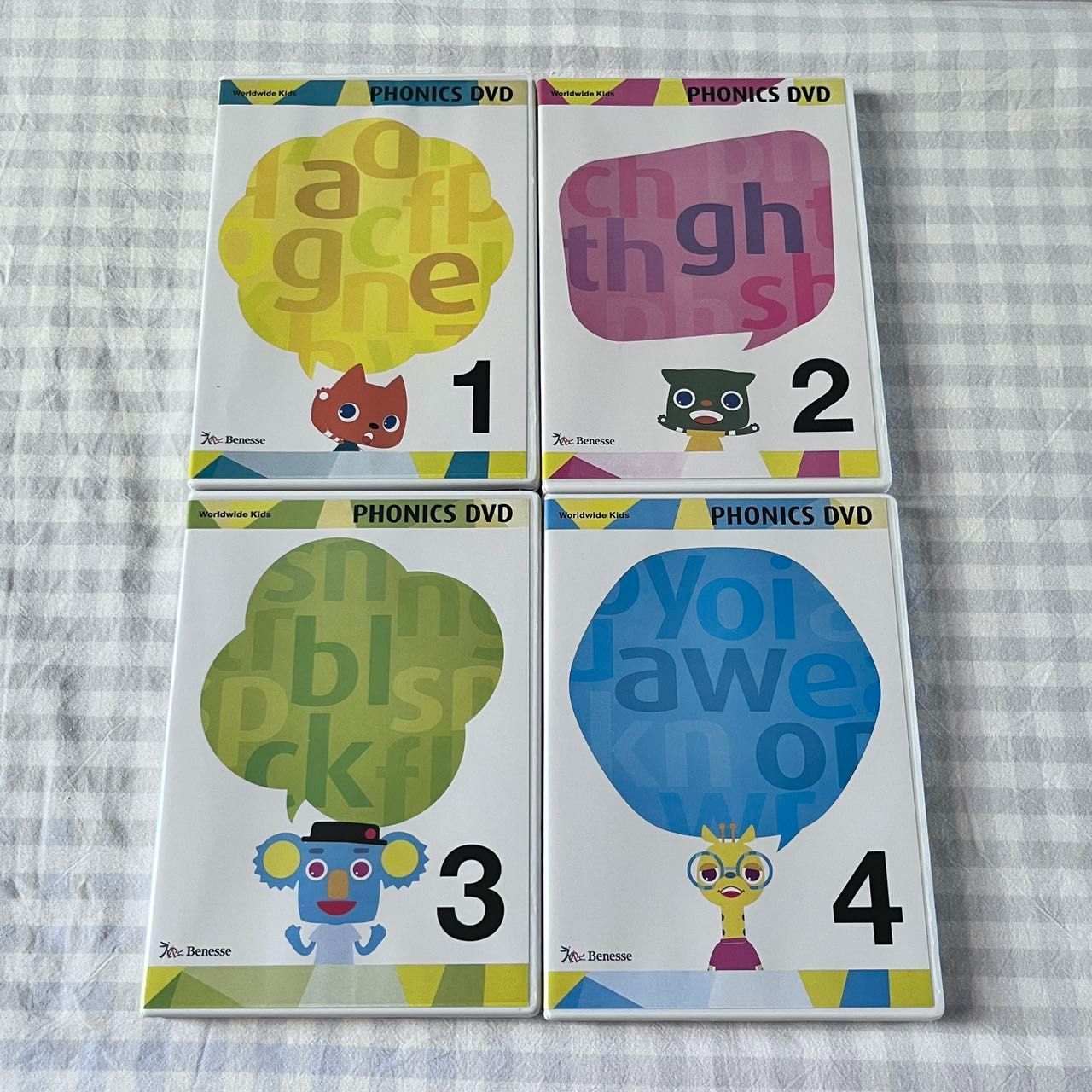 ワールドワイドキッズ フォニックス DVD全巻1～4 - メルカリ