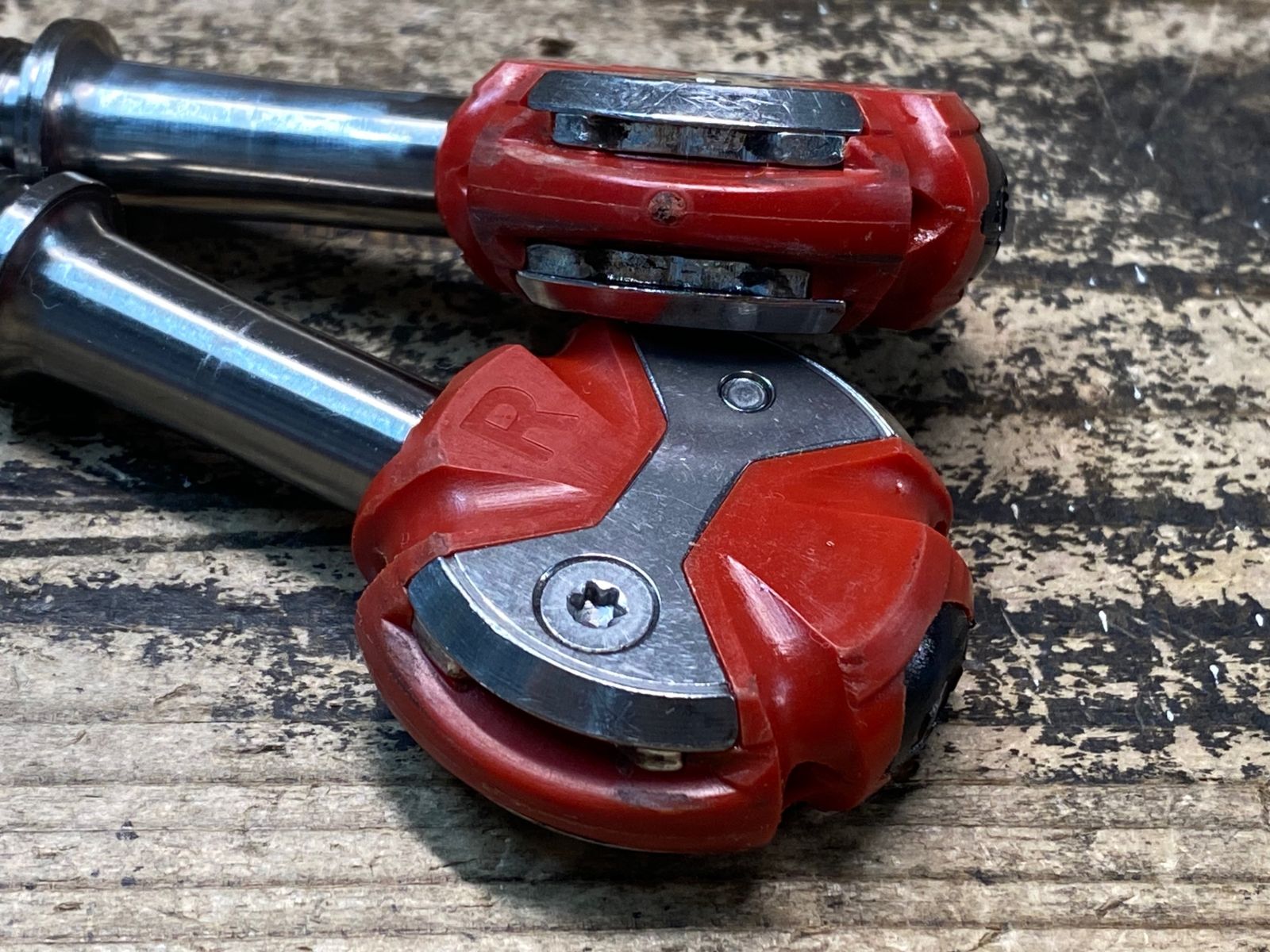 赤 チタンシャフト