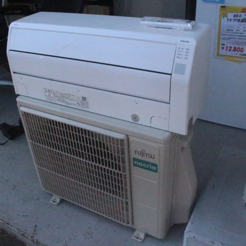 愛知岐阜/送料込★美品★富士通　2.2kWエアコン　AS-228EE6　18年製 送料別途 中古美品!! 高年式 2023年製 富士通 2.8kw エアコン 10
